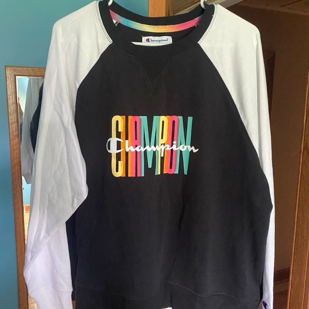 Champion sweatshirt  new with tags